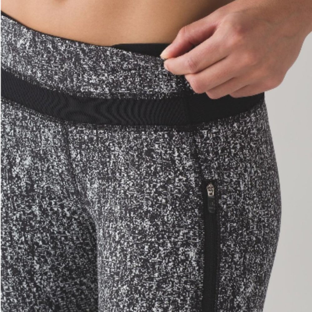 Lululemon Inspire Tight II - Suited Jacquard Black White / Black Size 6 - Picture 13 of 14